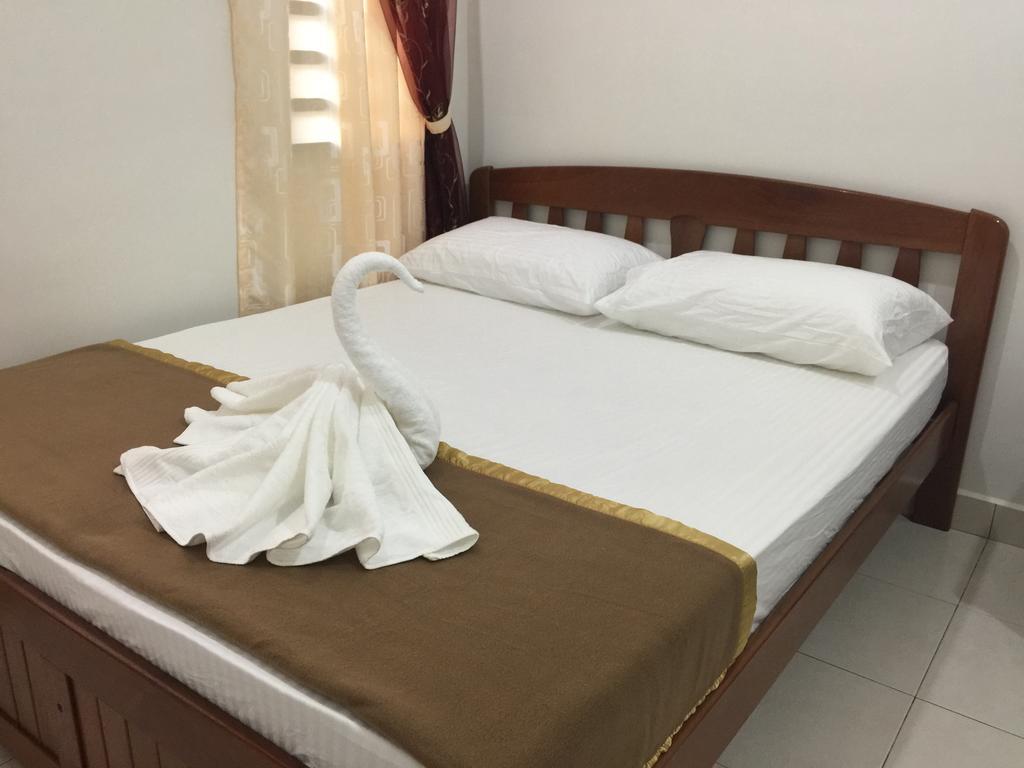 Ana Guest House Jalan Airport Куантан Екстер'єр фото