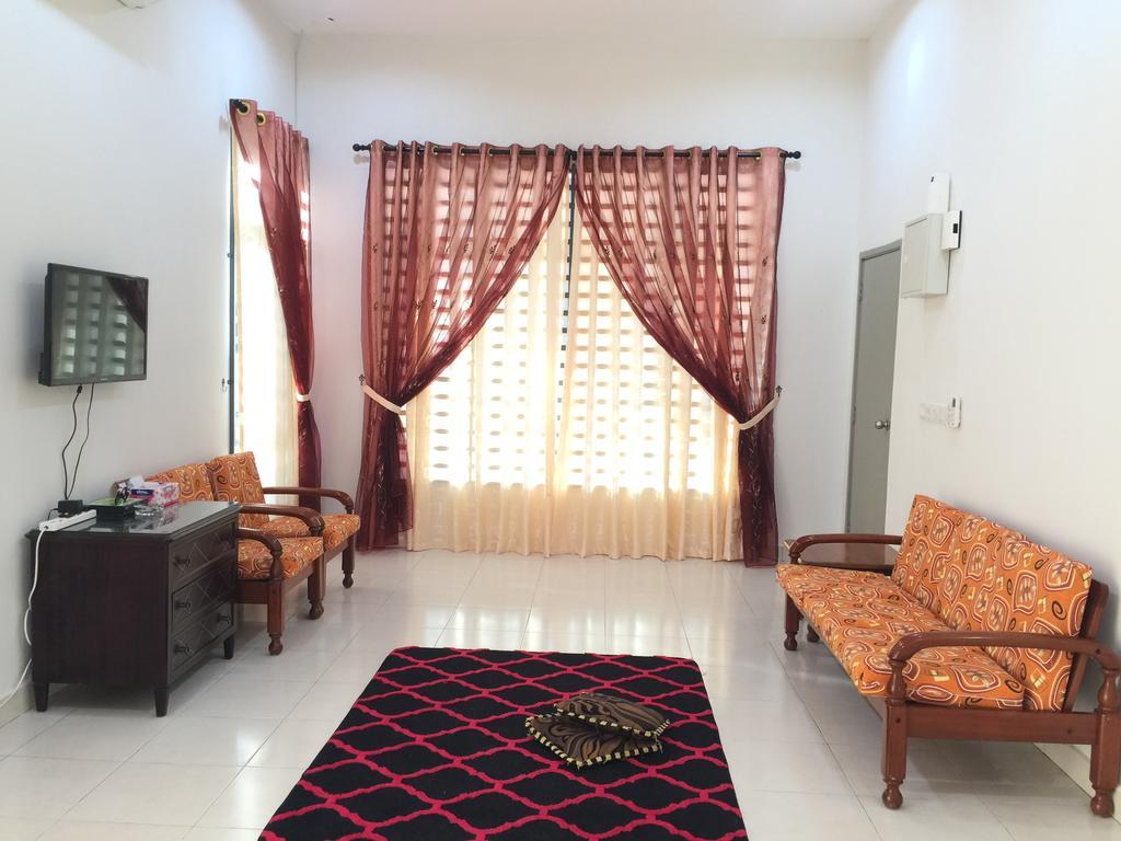 Ana Guest House Jalan Airport Куантан Екстер'єр фото