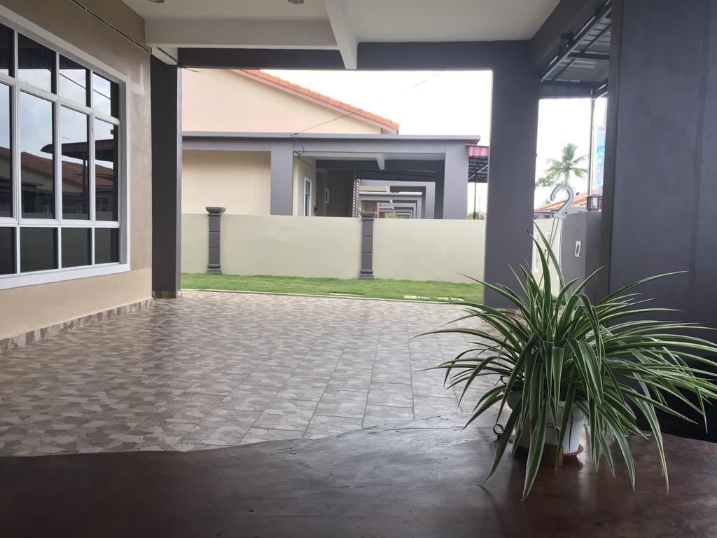 Ana Guest House Jalan Airport Куантан Екстер'єр фото