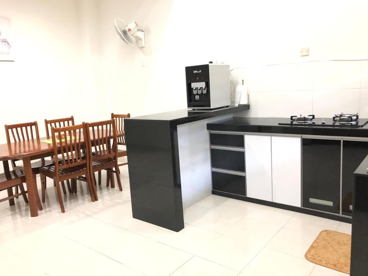 Ana Guest House Jalan Airport Куантан Екстер'єр фото